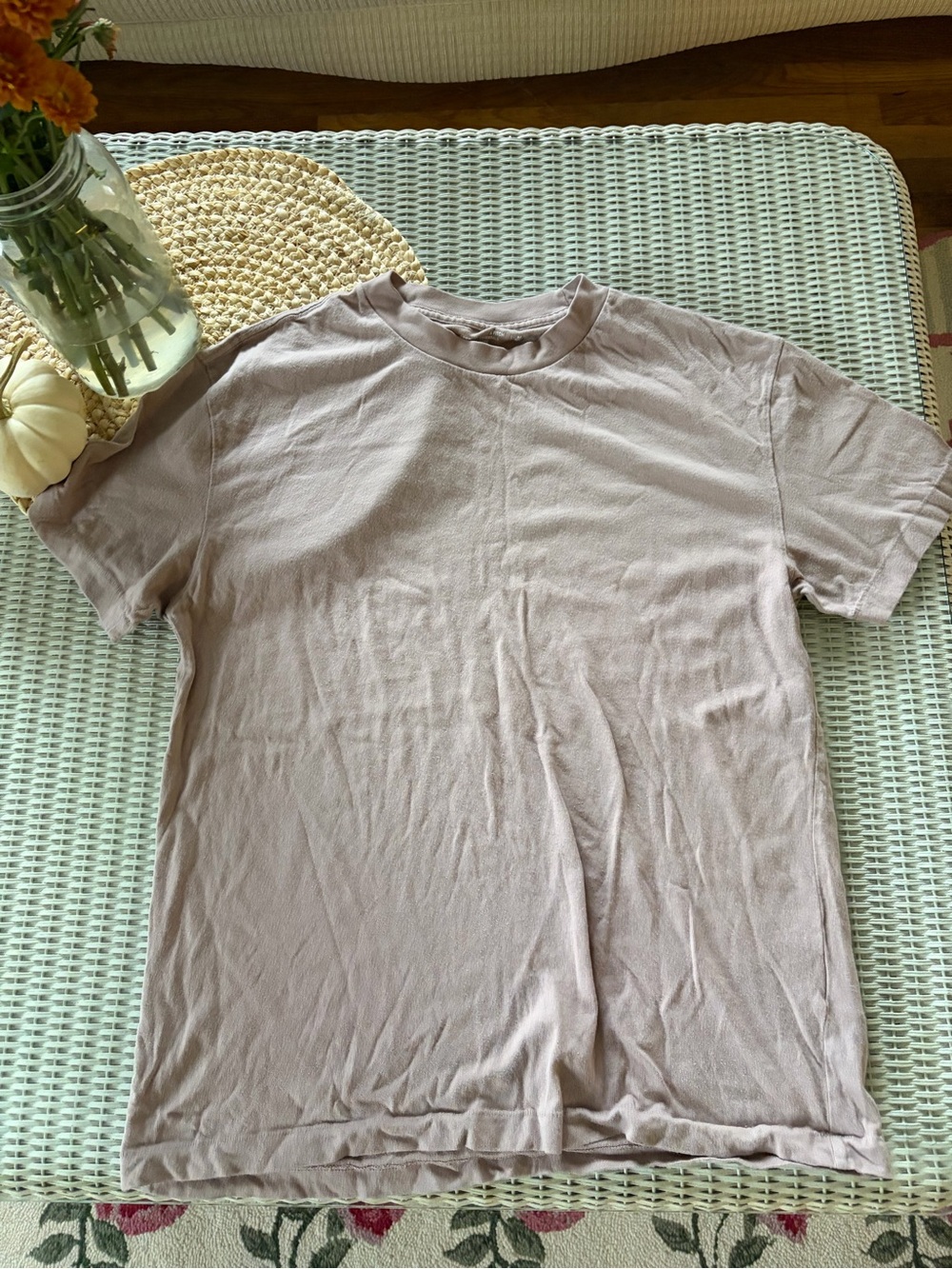 Abercrombie & Fitch Short Sleeve Crew Tee in Light Mauve